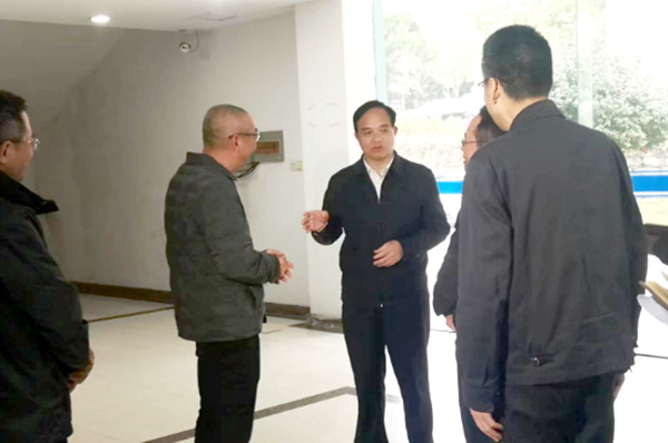 福建省委常委、福州市委書(shū)記林寶金一行蒞臨睿能科技調(diào)研(圖1)